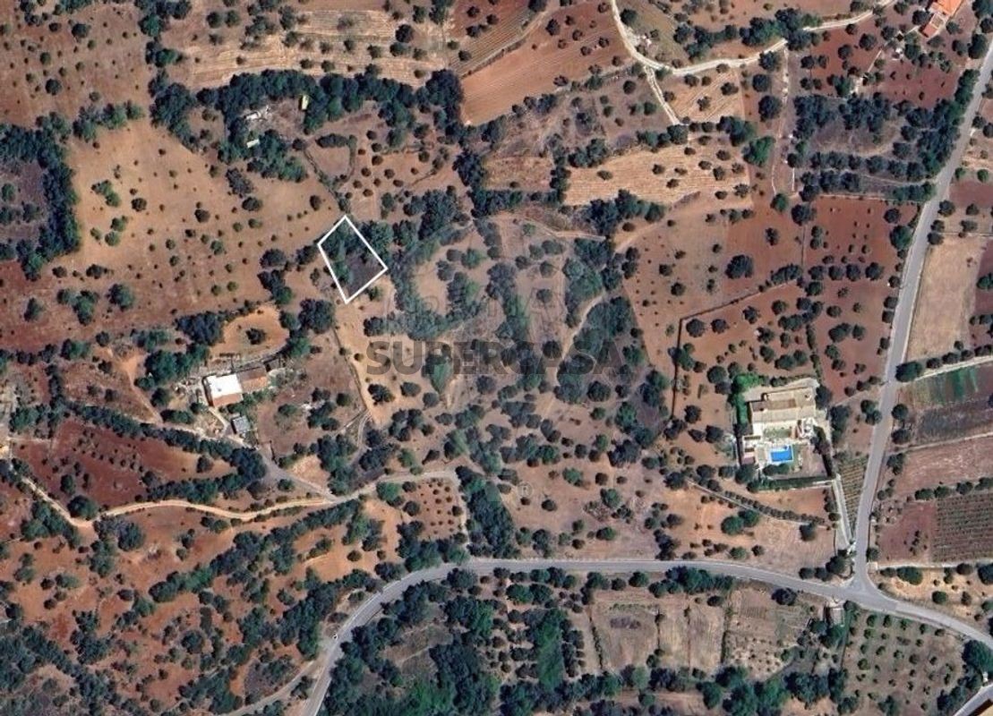  Land in Loule, Portugal No. 233981