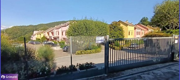 Apartamento de 2 dormitorios en Pignone, Italy No. 318689 18