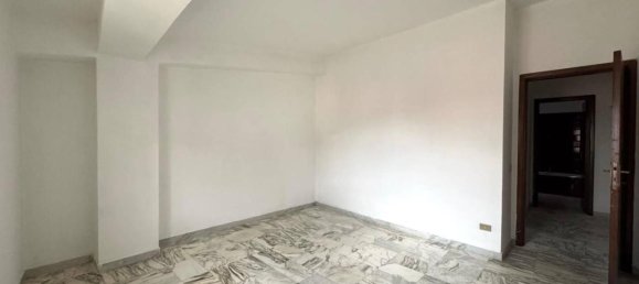 Квартира с 3 комнатами в Авеццано, Италия № 151222 7