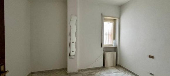 Квартира с 3 комнатами в Авеццано, Италия № 151222 9