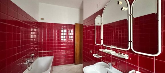 Квартира с 3 комнатами в Авеццано, Италия № 151222 12