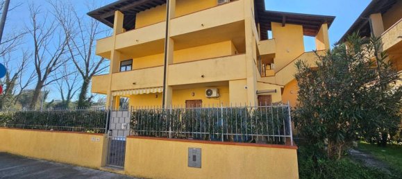 Apartamento de 4 habitaciónes en Comacchio, Italy No. 136510 2