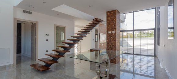 4 bedrooms House in Granada, Spain No. 166460 11