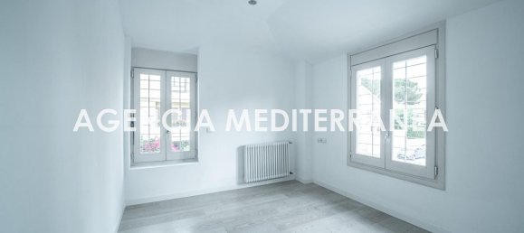 Дом с 5 спальнями в Валенсия, Испания № 136760 48