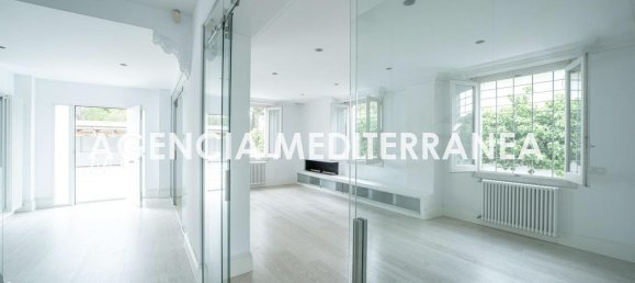 Дом с 5 спальнями в Валенсия, Испания № 136760 11