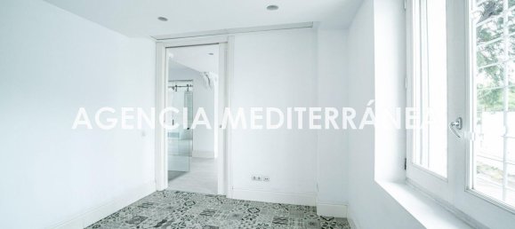 Дом с 5 спальнями в Валенсия, Испания № 136760 22