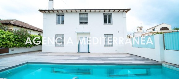 Дом с 5 спальнями в Валенсия, Испания № 136760 2