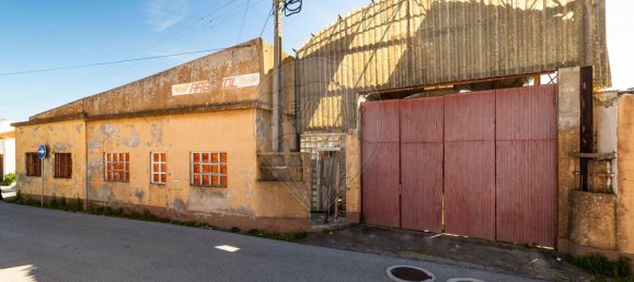 204m² Commercial property in Vieira de Leiria, Portugal No. 65797 49