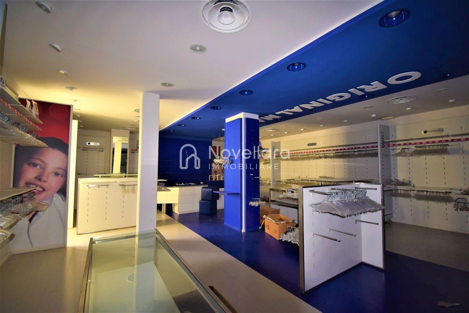 2 rooms Commercial property in Novellara, Italy No. 73299