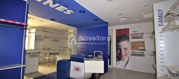 2 rooms Commercial property in Novellara, Italy No. 73299 2