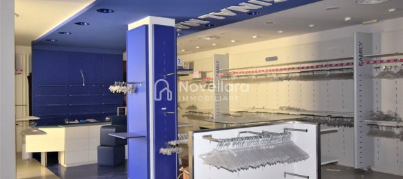2 rooms Commercial property in Novellara, Italy No. 73299 3