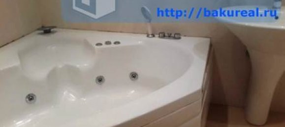 Apartamento de 3 dormitorios en Baku, Azerbaijan No. 612 18