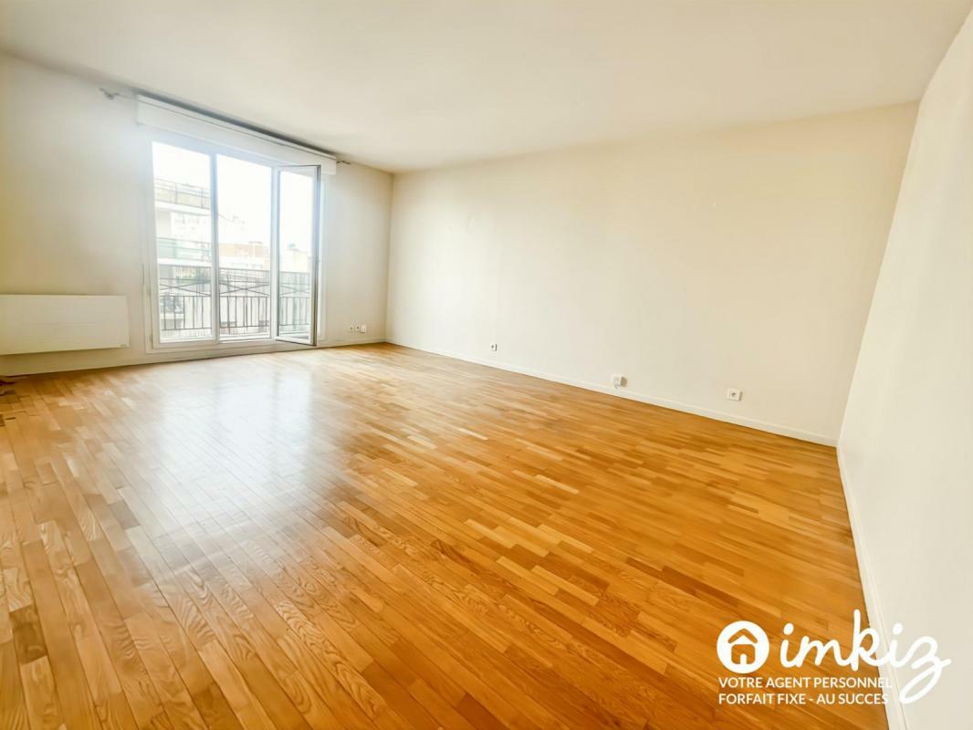 Квартира с 2 спальнями в Рюэй-Мальмезон, Франция № 297024