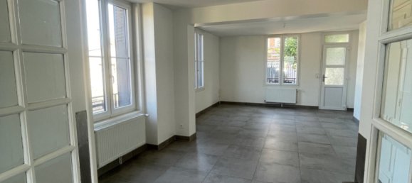 3 chambres Appartement à Sainte-Savine, France No. 231927 9