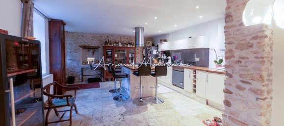 Casa de 3 dormitorios en Senlis, France No. 72638 5