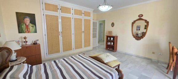 Apartamento de 3 dormitorios en Estepona, Spain No. 176203 26