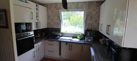 Дом с 8 спальнями в Агри, Франция № 95906 6