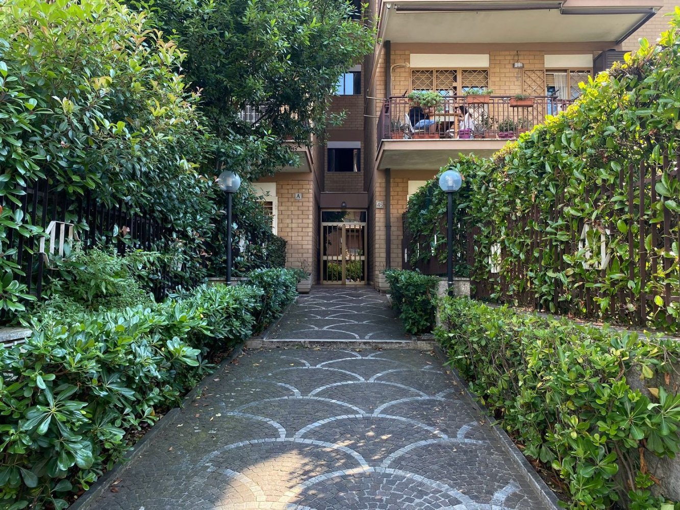 Studio in Rome, Italy No. 294013