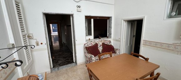 12-salle Maison à Sava, Italy No. 286872 15