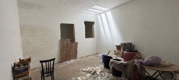 12-salle Maison à Sava, Italy No. 286872 31