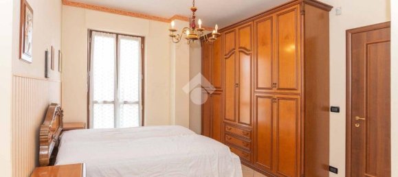Apartamento de 2 dormitorios en Cirié, Italy No. 142040 8