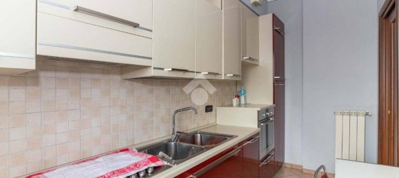 Apartamento de 2 dormitorios en Cirié, Italy No. 142040 3