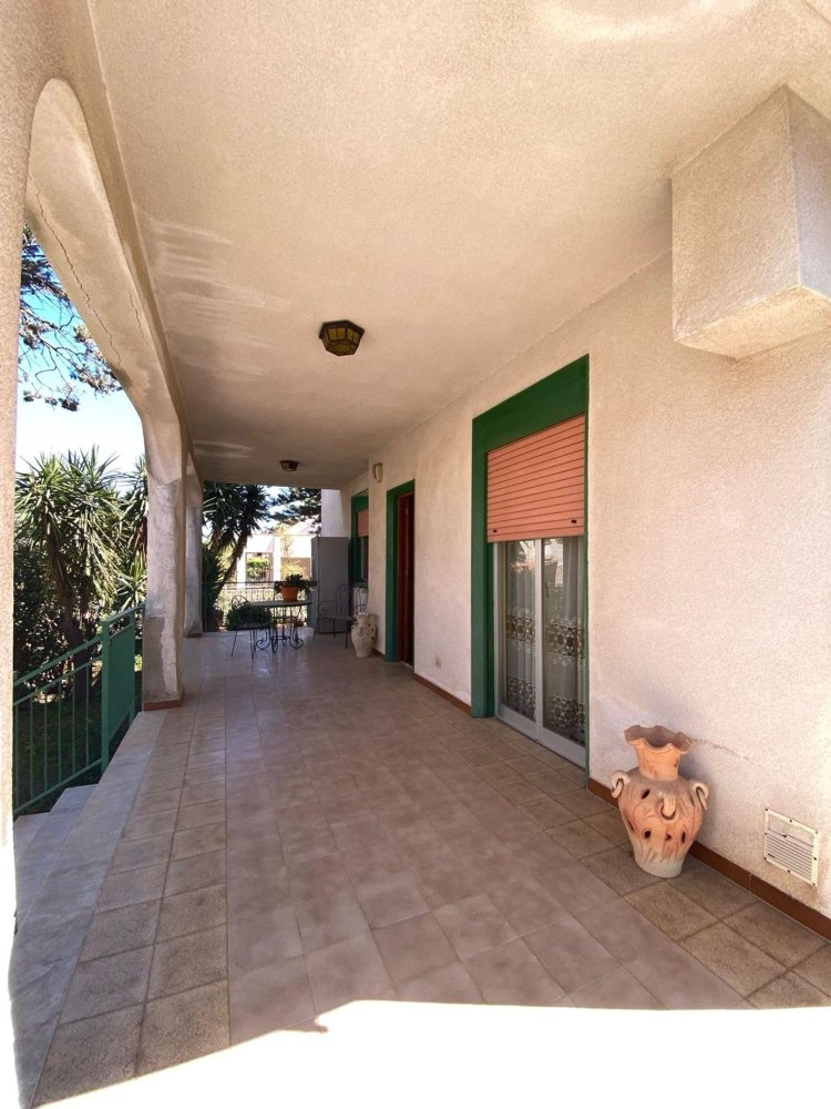 Villa de 12 habitaciónes en Palermo, Italy No. 75915