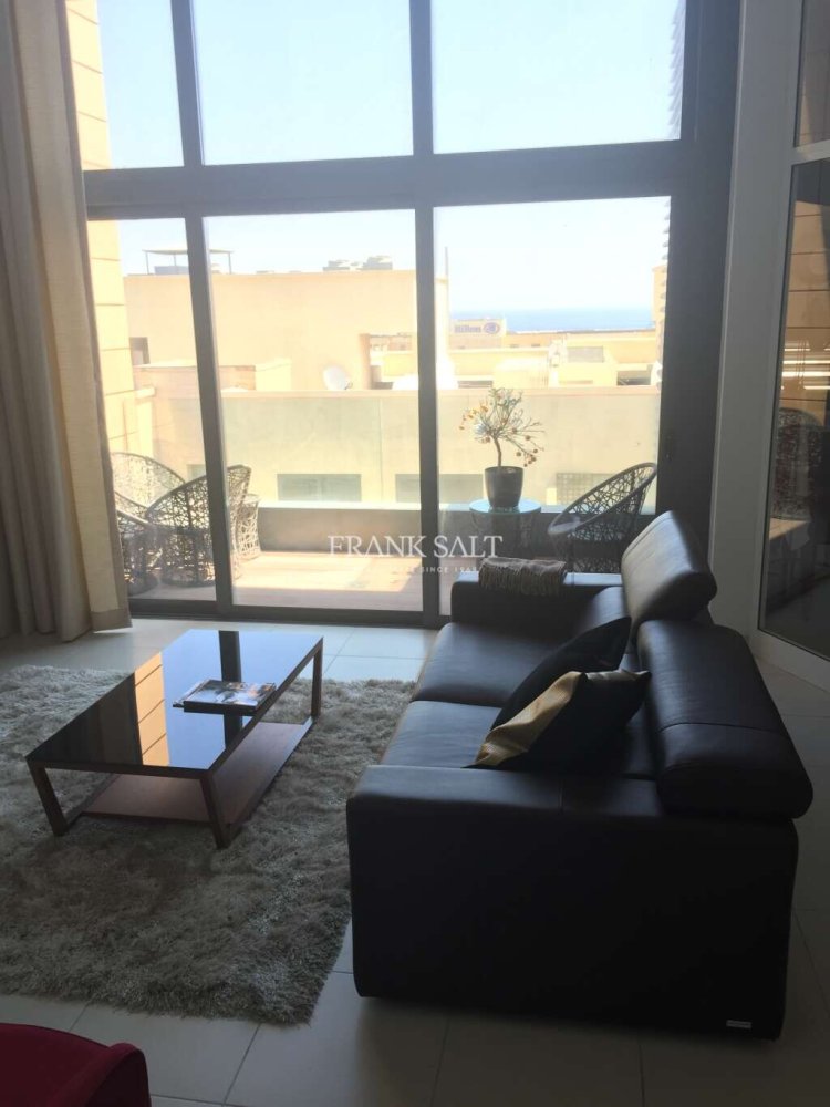 Apartamento T2 em Saint Julian's, Malta N.º 8796