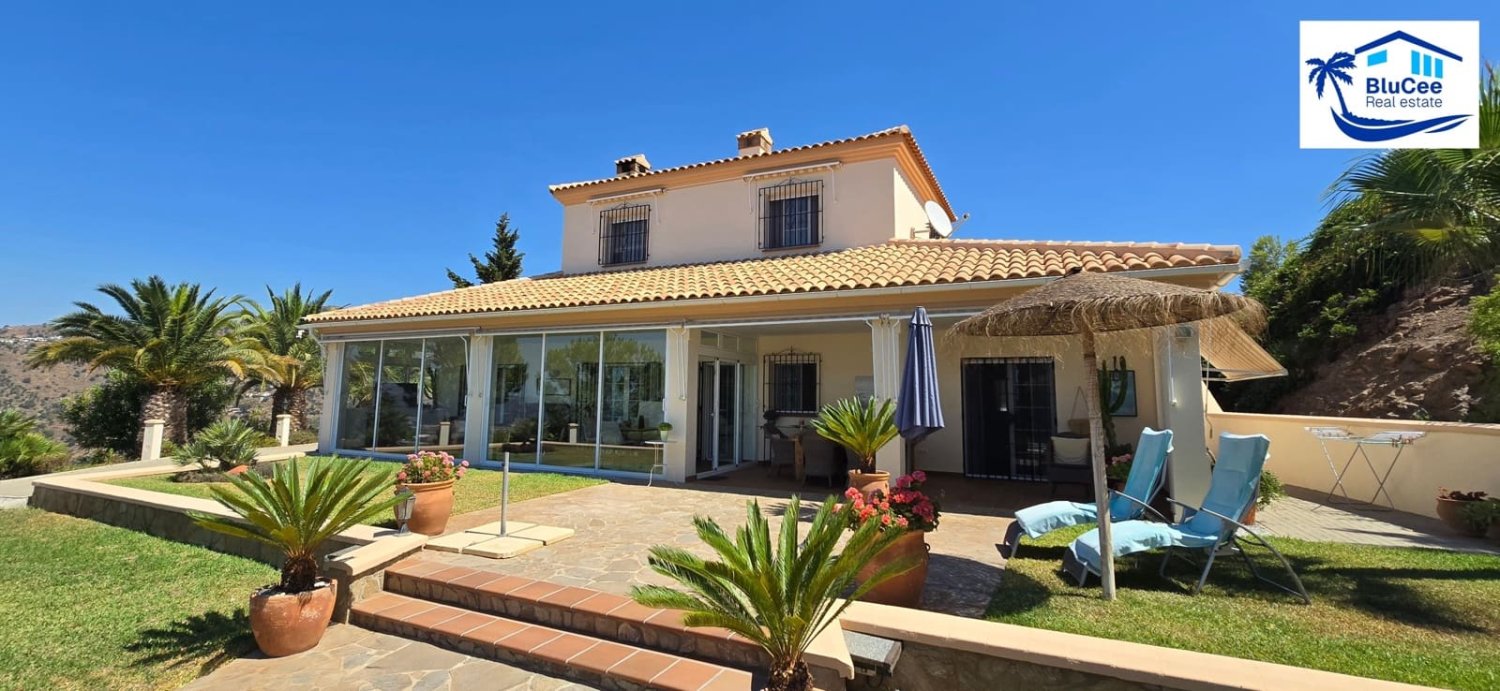 Casa T3 em Sayalonga, Spain N.º 180768