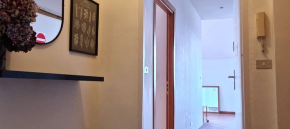 6 rooms Apartment in Turin, Italy No. 119258 12
