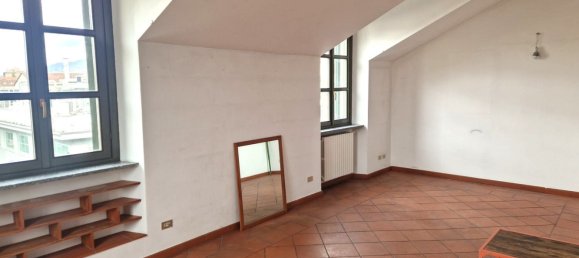 6 rooms Apartment in Turin, Italy No. 119258 6