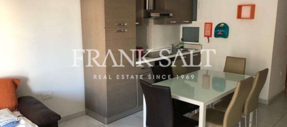 2 Schlafzimmer Wohnung in Saint Julian's, Malta, Nr. 8771 2