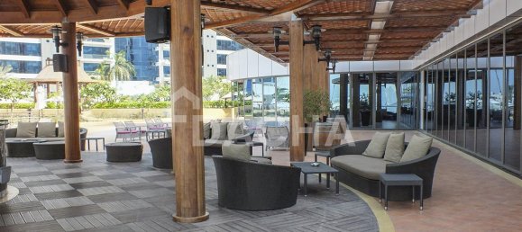 Studio in Palm Jumeirah, UAE No. 27488 2