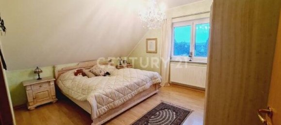 5 rooms House in Merzig-Wadern, Germany No. 76923 25