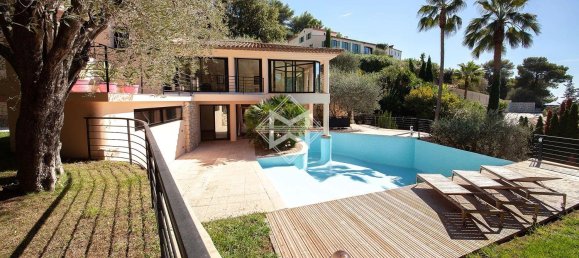 5 bedrooms Villa in Villefranche-sur-Mer, France No. 185484 15