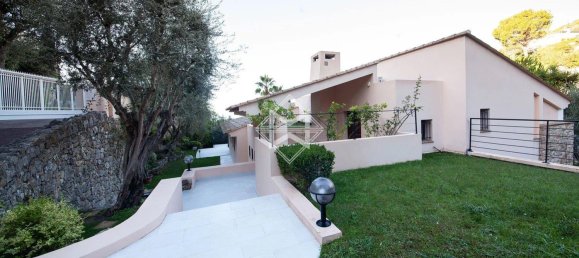 5 bedrooms Villa in Villefranche-sur-Mer, France No. 185484 13