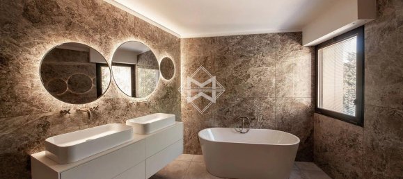 5 bedrooms Villa in Villefranche-sur-Mer, France No. 185484 5