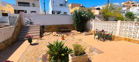 Бунгало с 2 спальнями в Сан-Мигель-де-Салинас, Испания № 178476 2