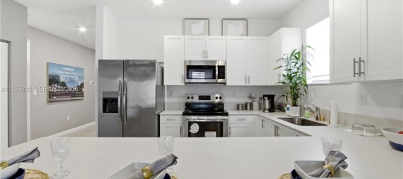 4 bedrooms Villa for sale in Miami, Miami-Dade, Florida, USA № 615511 15