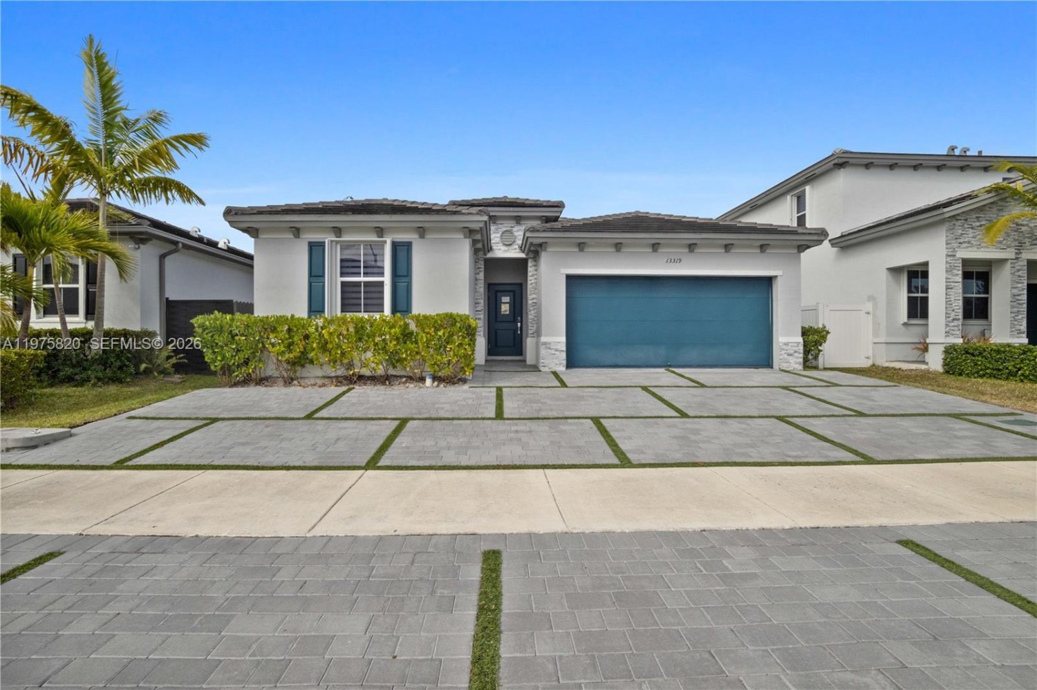 4 bedrooms Villa for sale in Miami, Miami-Dade, Florida, USA № 615511