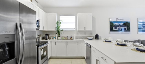 4 bedrooms Villa for sale in Miami, Miami-Dade, Florida, USA № 615511 17