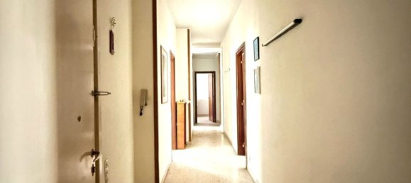 Квартира с 6 комнатами в Лечче, Италия № 34960 19