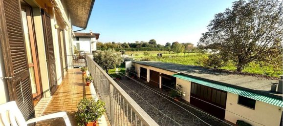 3 rooms Apartment in Palazzolo sull'Oglio, Italy No. 164430 7