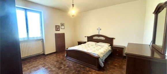 3 rooms Apartment in Palazzolo sull'Oglio, Italy No. 164430 11