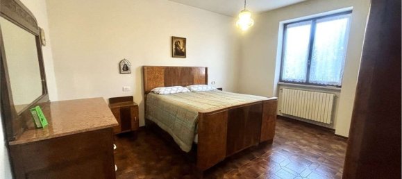3 rooms Apartment in Palazzolo sull'Oglio, Italy No. 164430 20
