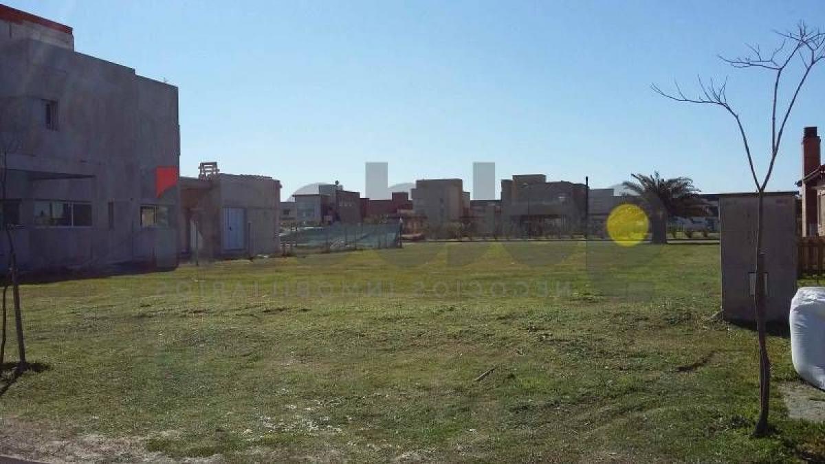 Grundstück in Quilmes, Argentina, Nr. 48441