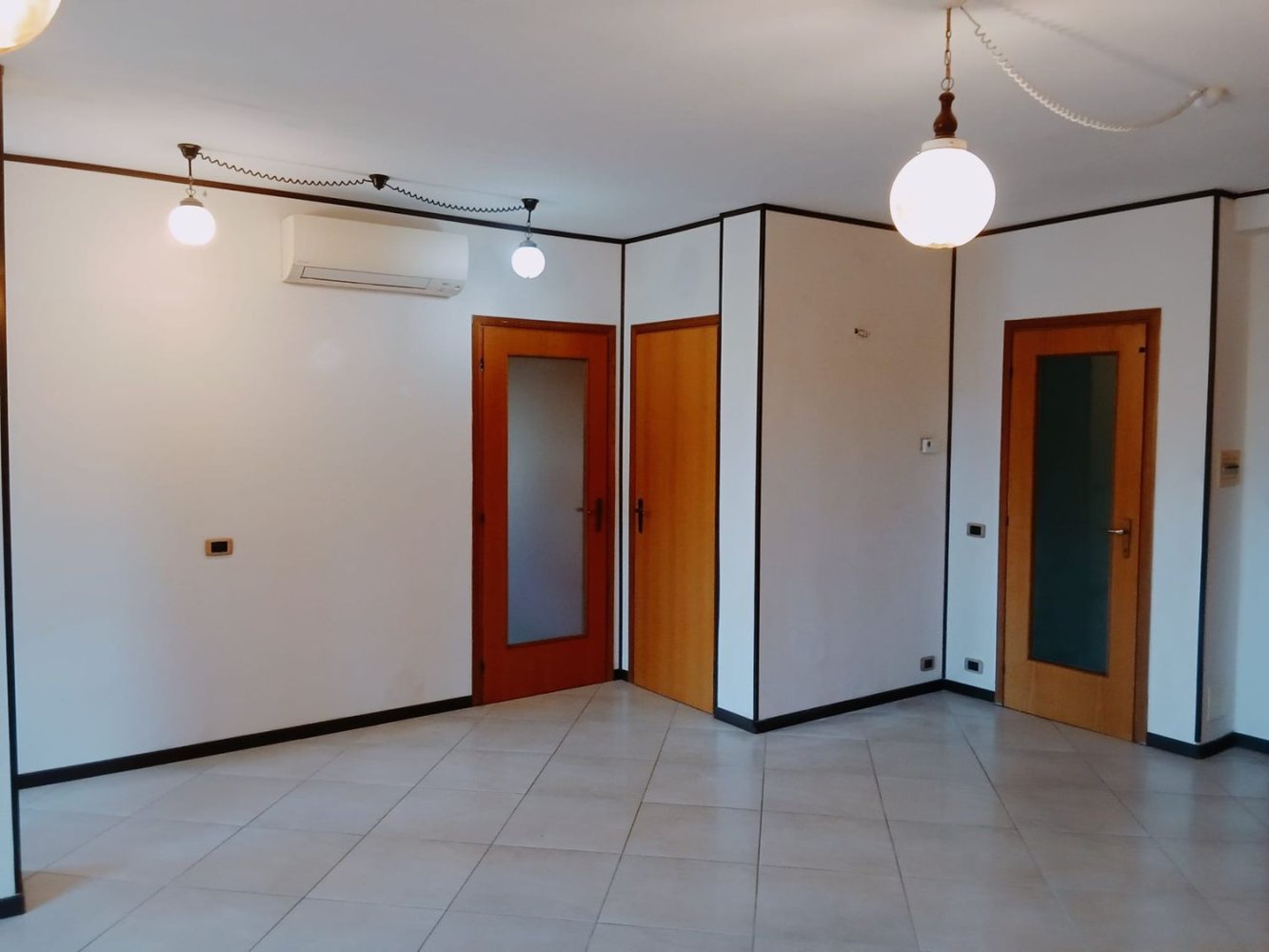 4 bedrooms Apartment in Reggio Emilia, Italy No. 347345