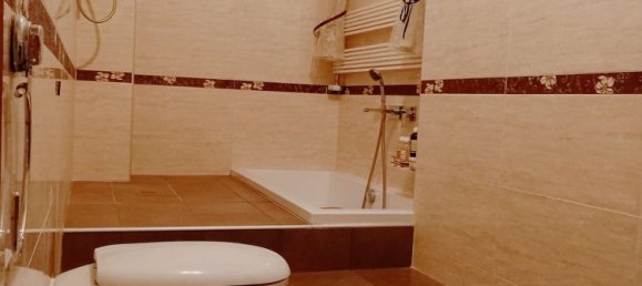 4 bedrooms Apartment in Reggio Emilia, Italy No. 347345 6