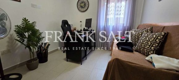 Квартира с 3 спальнями в Сан-Пауль-иль-Бахар, Мальта № 2834 4