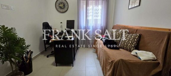 Квартира с 3 спальнями в Сан-Пауль-иль-Бахар, Мальта № 2834 8